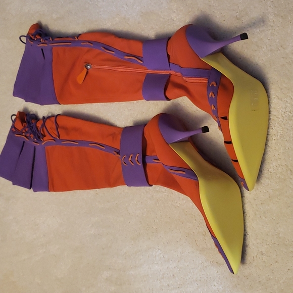 Giuseppe Zanotti size 39 color orange and purple stretched fabric100% Authentic